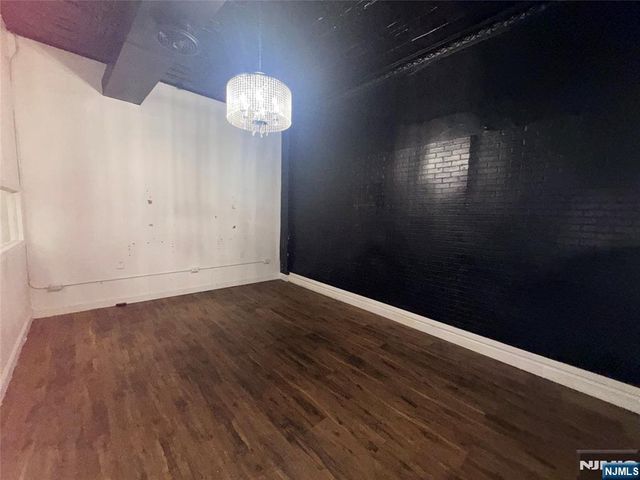 284-286 Main Street, West Orange, NJ 07052