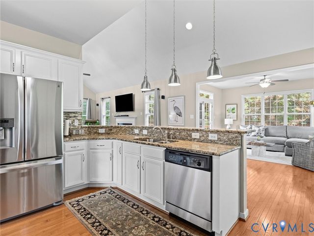 1663 Centerville Parke Ln, Manakin Sabot, VA 23103