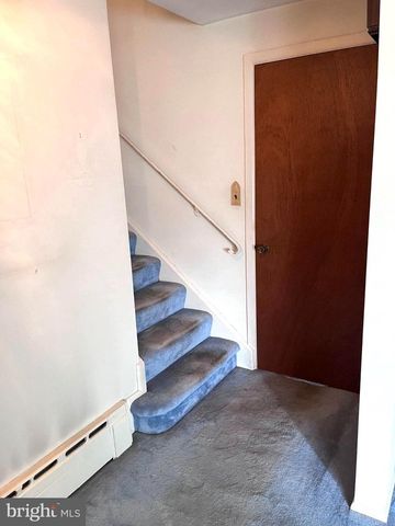 25 BRAVER DR, Hamilton, NJ 08610