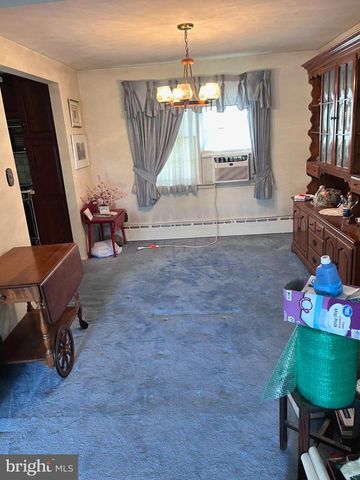 25 BRAVER DR, Hamilton, NJ 08610