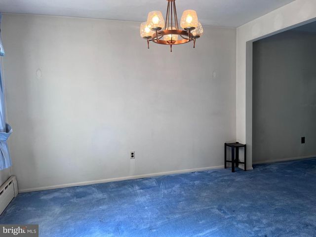 25 BRAVER DR, Hamilton, NJ 08610