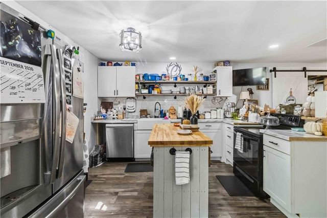 711 Pine Shadows Drive, Dallas, GA 30157