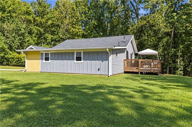 711 Pine Shadows Drive, Dallas, GA 30157