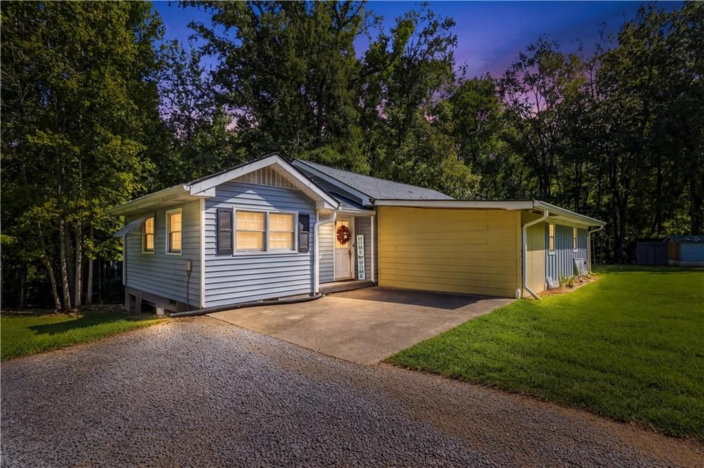 711 Pine Shadows Drive, Dallas, GA 30157