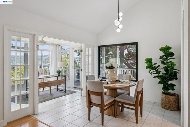 4618 Setting Sun Dr, Richmond, CA 94803