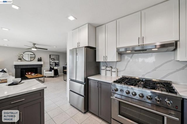4618 Setting Sun Dr, Richmond, CA 94803
