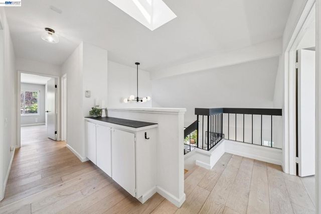 4618 Setting Sun Dr, Richmond, CA 94803