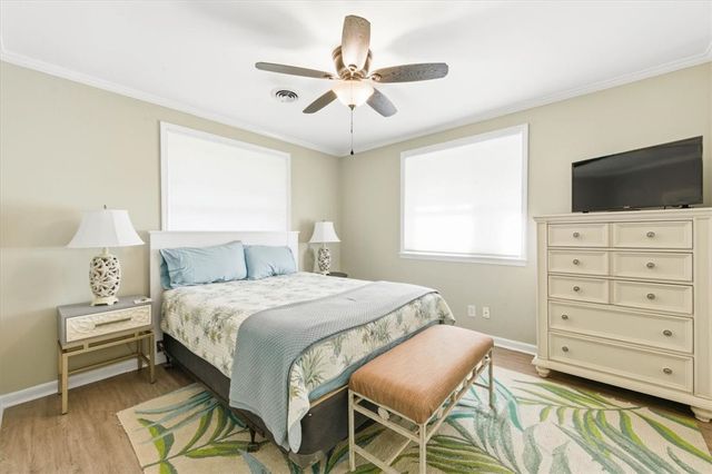 128 Druid Oaks Lane, St Simons Island, GA 31522