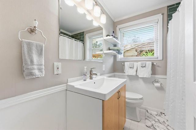 128 Druid Oaks Lane, St Simons Island, GA 31522