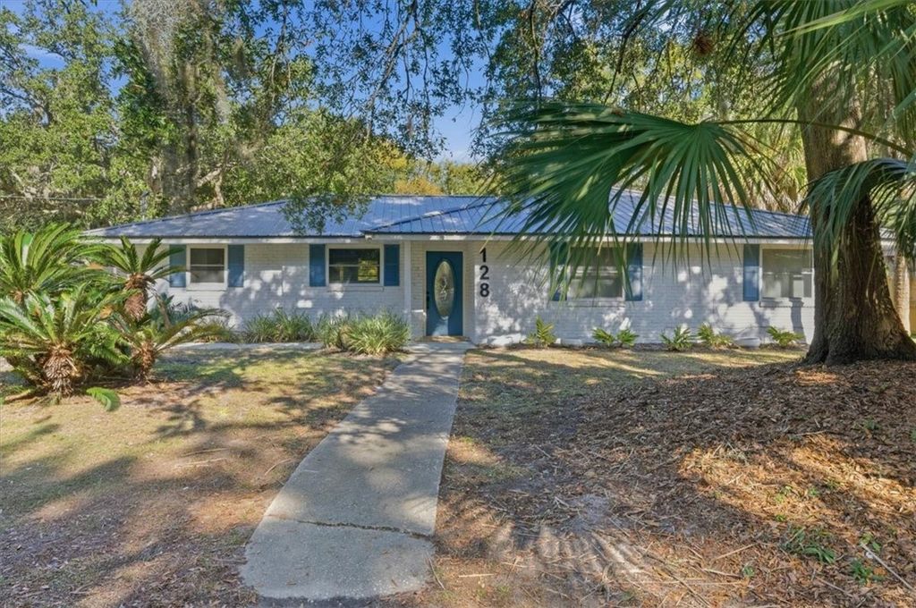 128 Druid Oaks Lane, St Simons Island, GA 31522