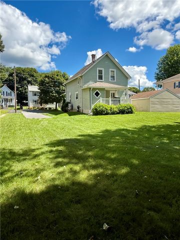141 Cleveland Street, Woonsocket, RI 02895
