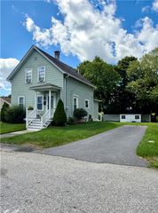 141 Cleveland Street, Woonsocket, RI 02895
