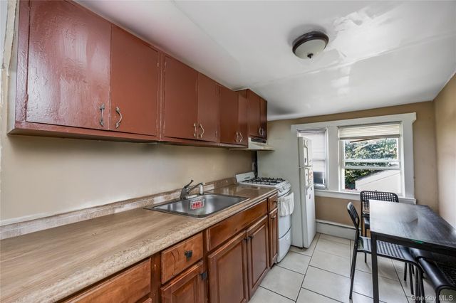 442 Cedar Street, Uniondale, NY 11553