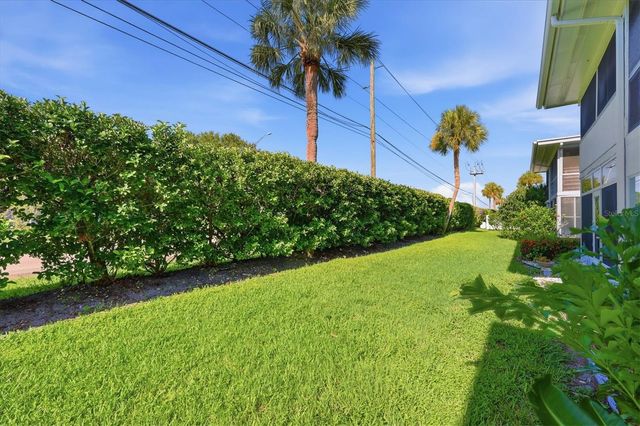 3950 ROXANE BOULEVARD 4A, Sarasota, FL 34235