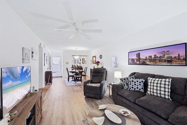 3950 ROXANE BOULEVARD 4A, Sarasota, FL 34235
