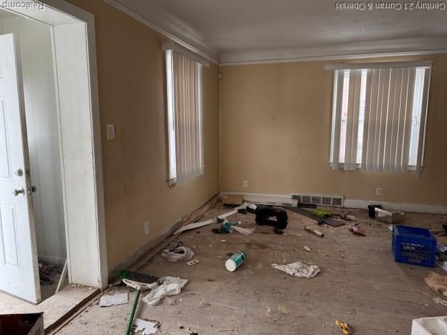 16166 W Parkway Street, Detroit, MI 48219