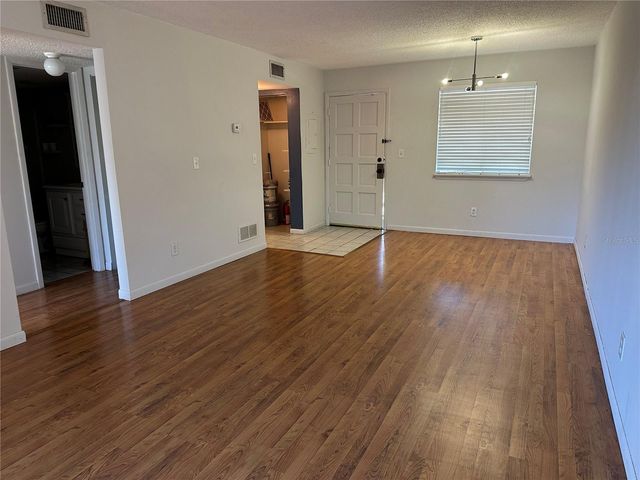 6328 NEWTOWN CIRCLE 28B3, Tampa, FL 33615