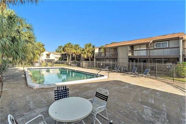 6328 NEWTOWN CIRCLE 28B3, Tampa, FL 33615