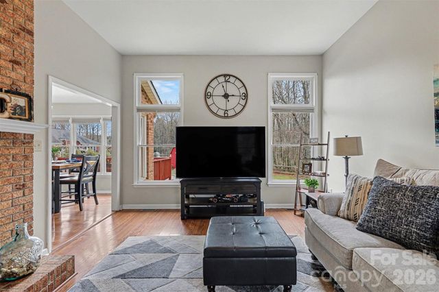 300 Kilmer Lane, Mooresville, NC 28115