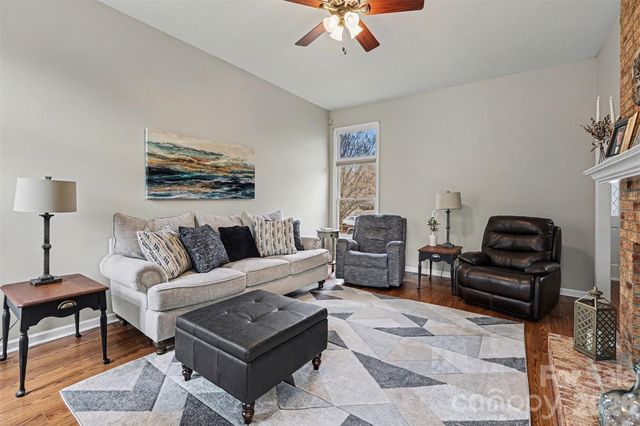 300 Kilmer Lane, Mooresville, NC 28115