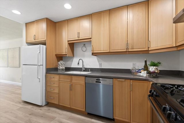 512 Lanfair Circle, San Jose, CA 95136