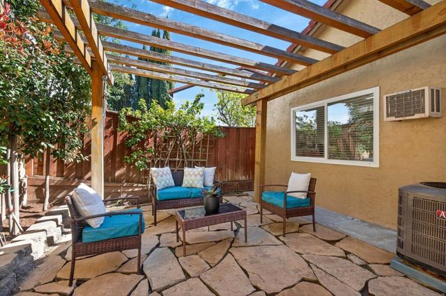 512 Lanfair Circle, San Jose, CA 95136