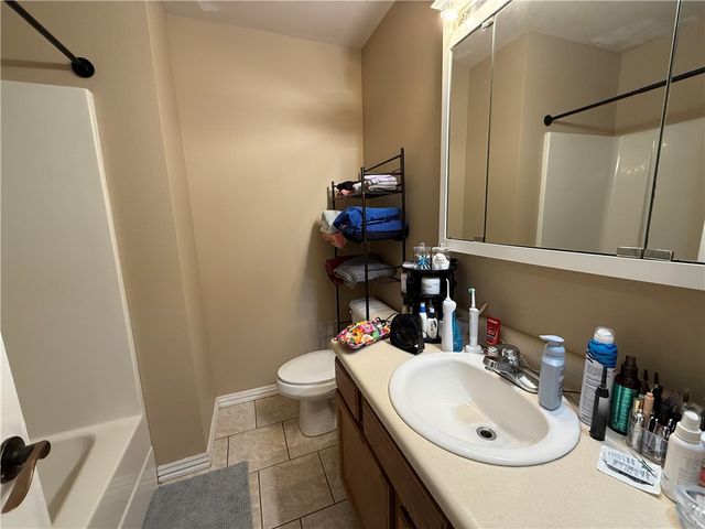 6297 W Milliken Bend, Fayetteville, AR 72704
