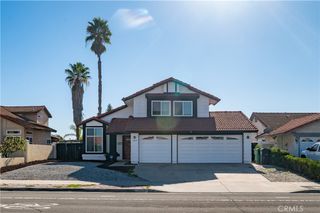 1454 Cresta, Corona, CA 92879