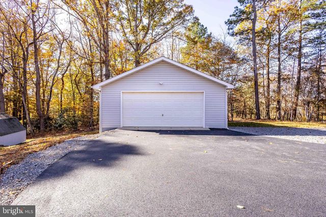 103 HIDDEN LAKE DR, Montross, VA 22520