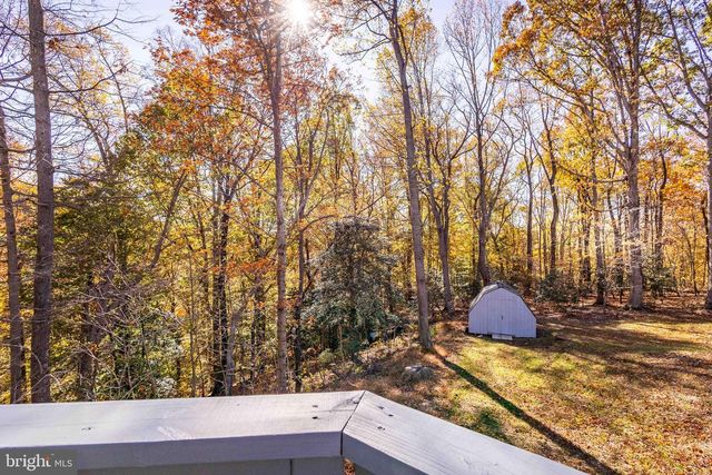 103 HIDDEN LAKE DR, Montross, VA 22520