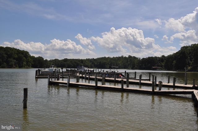 103 HIDDEN LAKE DR, Montross, VA 22520