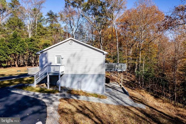 103 HIDDEN LAKE DR, Montross, VA 22520