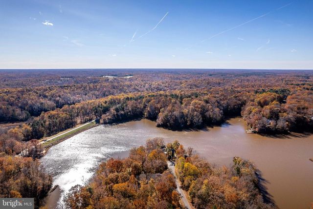 103 HIDDEN LAKE DR, Montross, VA 22520