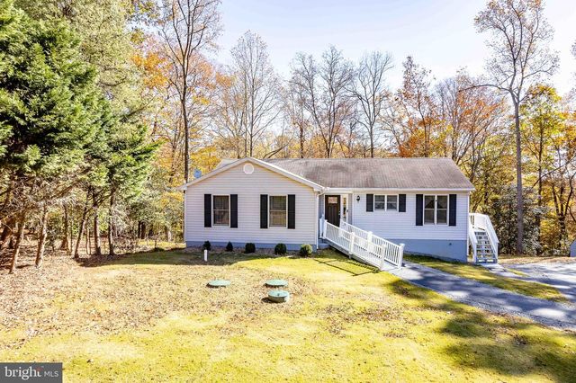 103 HIDDEN LAKE DR, Montross, VA 22520