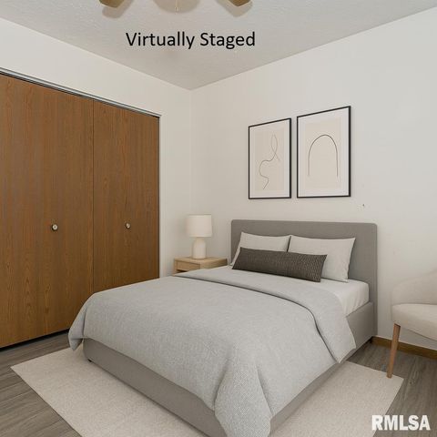 2112 35th St Apt 7, Rock Island, IL 61201