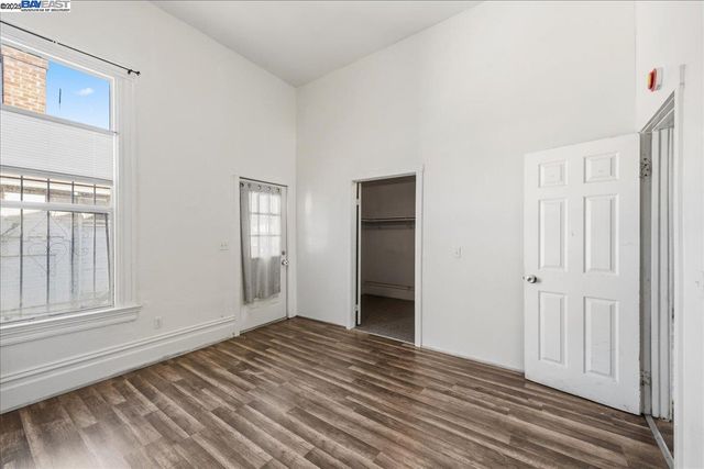 856 21St St, Oakland, CA 94607