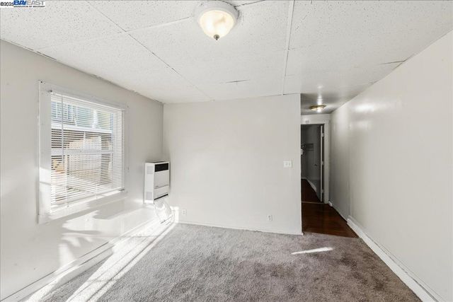 856 21St St, Oakland, CA 94607