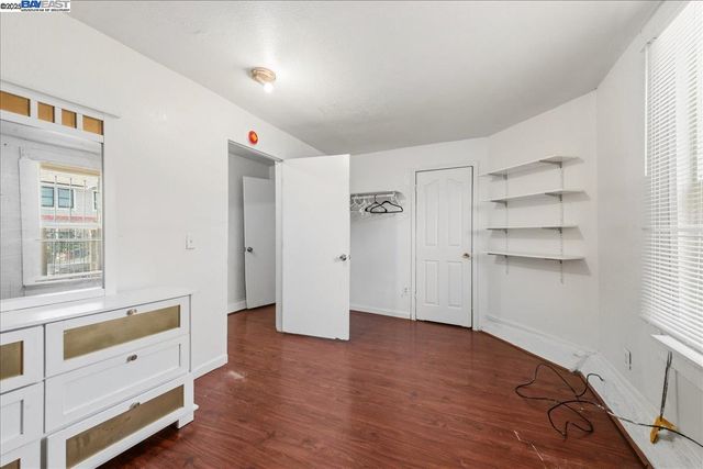 856 21St St, Oakland, CA 94607