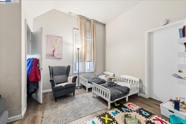 856 21St St, Oakland, CA 94607