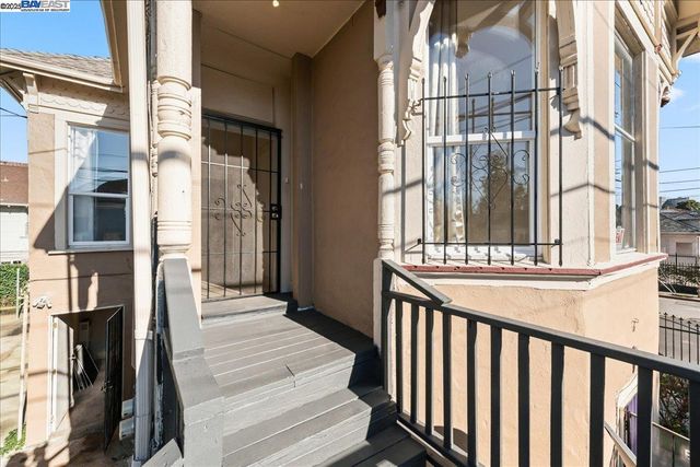 856 21St St, Oakland, CA 94607
