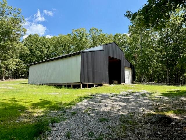 16444 Freedom Road, Willow Springs, MO 65793