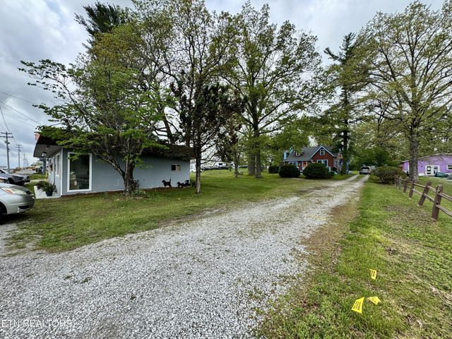 4529 Highway 127 North, Crossville, TN 38571