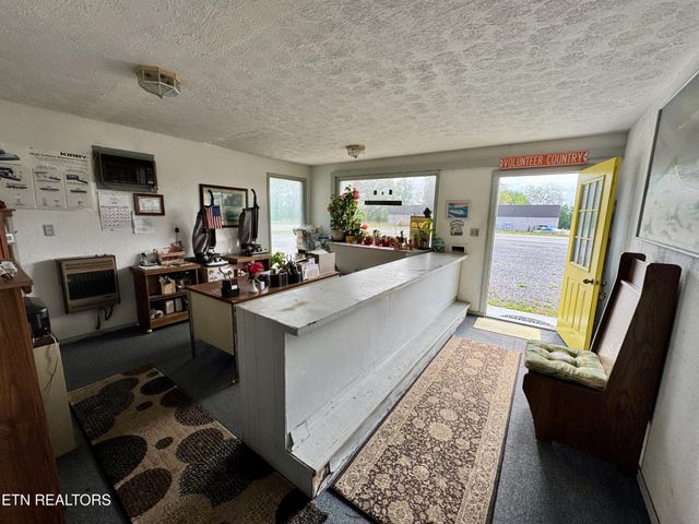 4529 Highway 127 North, Crossville, TN 38571