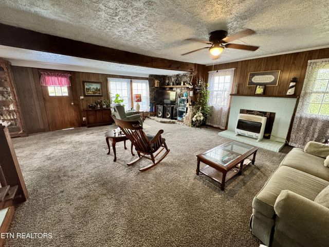 4529 Highway 127 North, Crossville, TN 38571