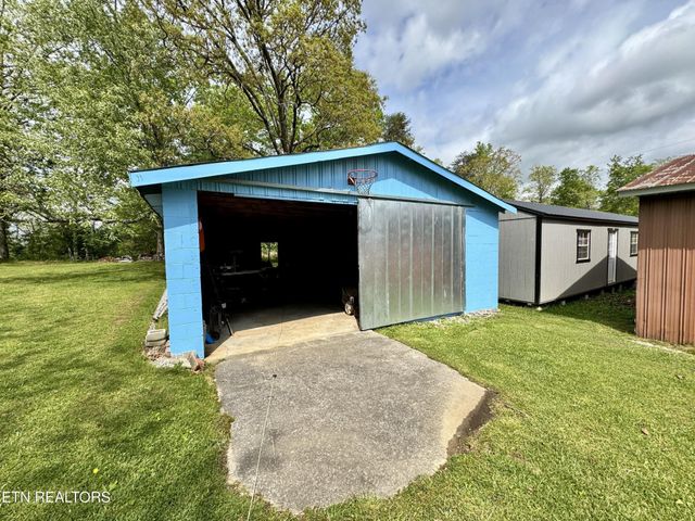 4529 Highway 127 North, Crossville, TN 38571