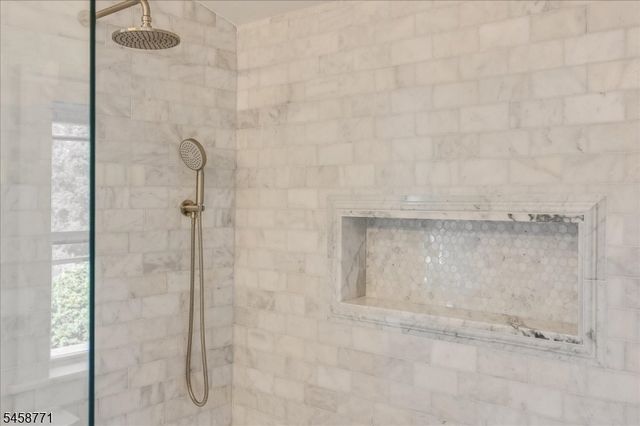 7 Hazelwood Rd, Bloomfield Twp., NJ 07003
