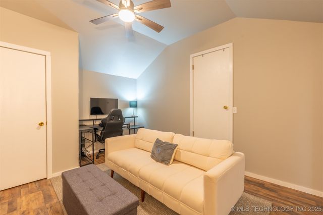 4001 S Narcissus Avenue, Broken Arrow, OK 74011