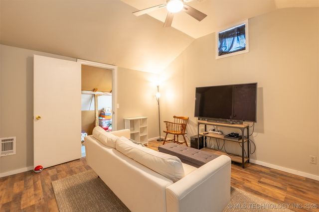 4001 S Narcissus Avenue, Broken Arrow, OK 74011