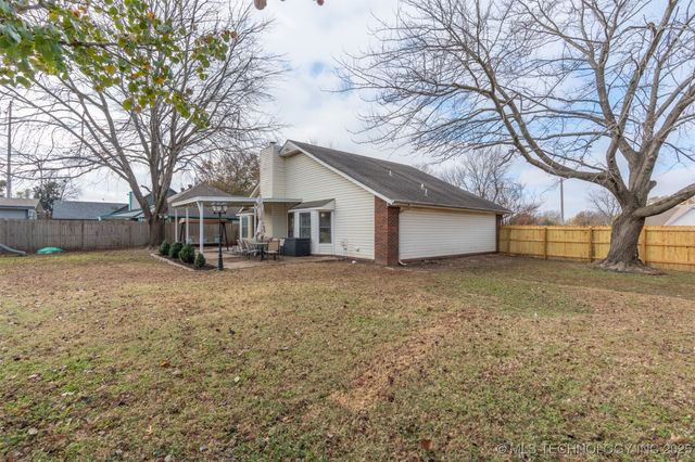4001 S Narcissus Avenue, Broken Arrow, OK 74011