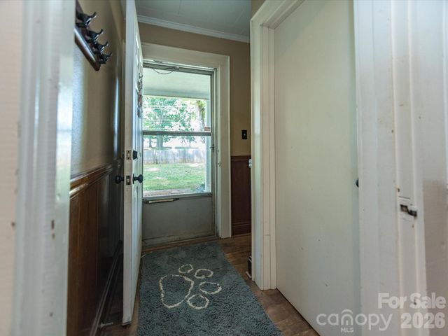 2111 Emmanuel Church Road, Conover, NC 28613